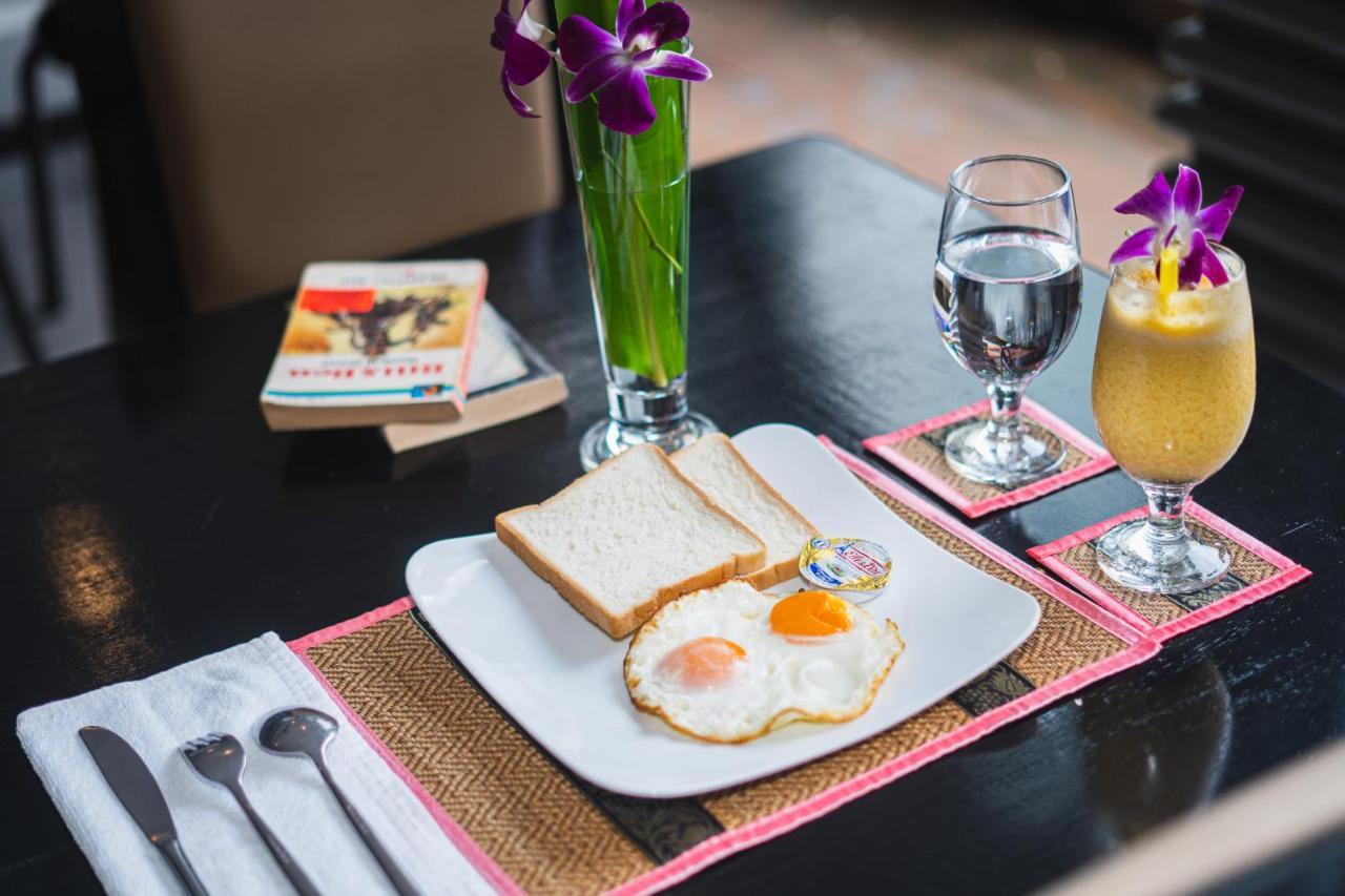 The Rabbit Hole Hotel & Spa Сием Реап Екстериор снимка