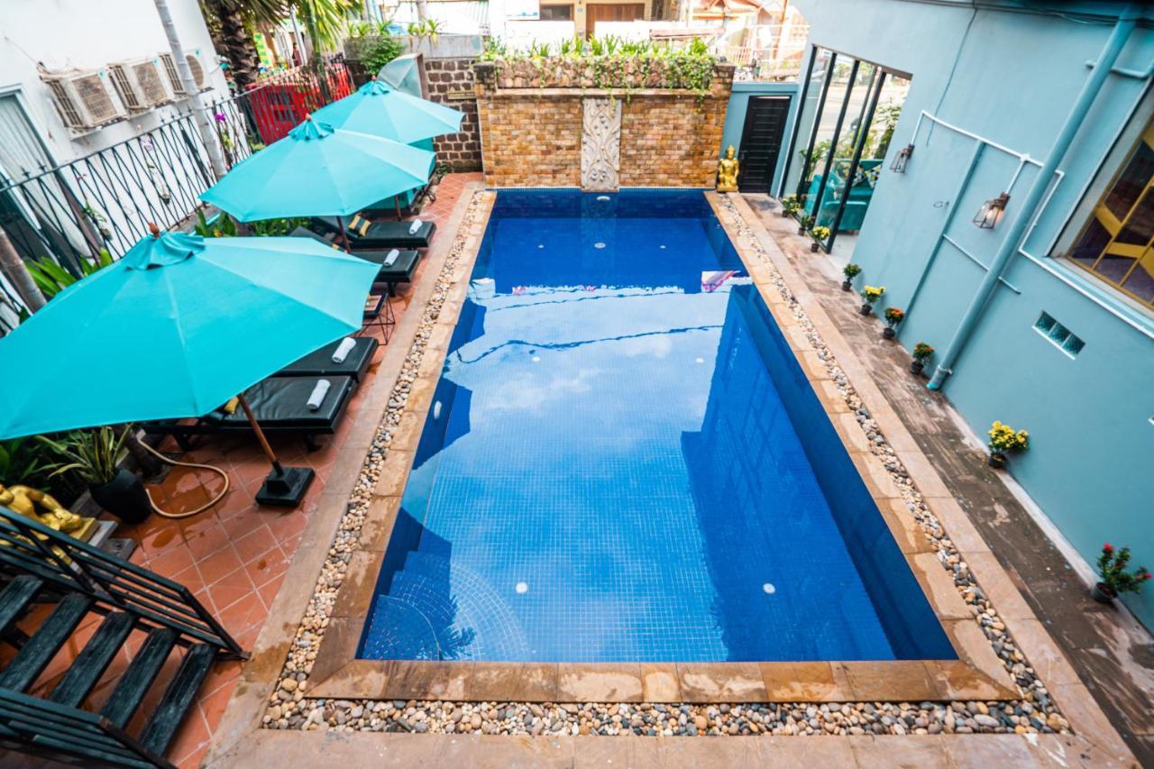 The Rabbit Hole Hotel & Spa Сием Реап Екстериор снимка